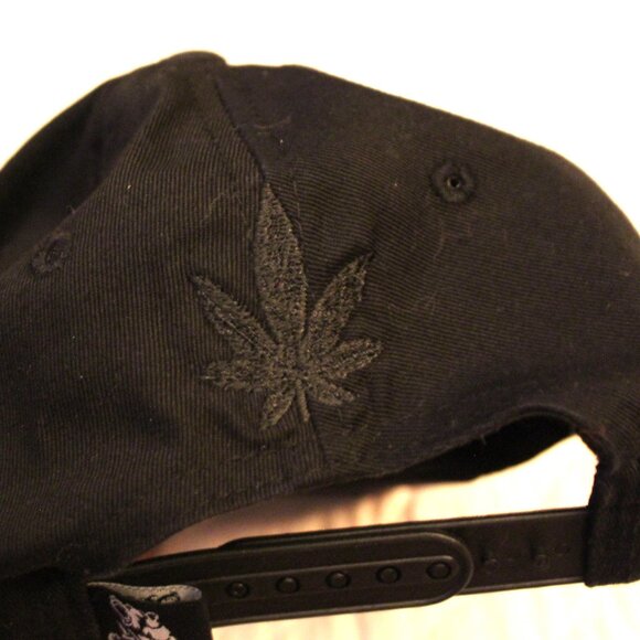 Grizzly Lids Hemp Leaf Design Leather Patch Black Hat with Adjustable Strap - Picture 4 of 6